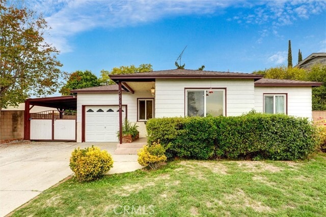 Primary Photo - 5863 Alonzo Ave