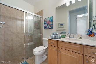 Building Photo - 6140 Victory Dr