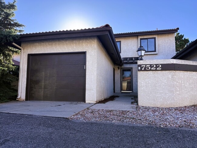 Building Photo - 7522 Madrid ct