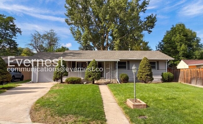 Building Photo - 1116 Juniper Ct