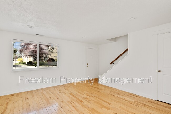 Building Photo - 4857 W Targee St