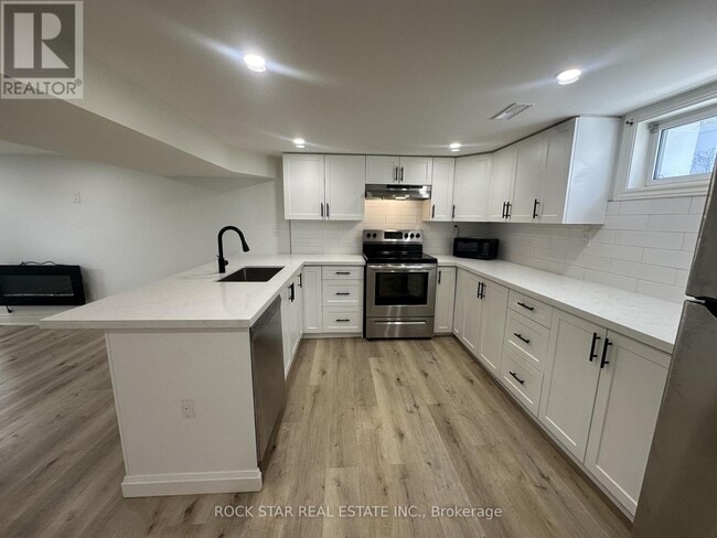 Photo du bâtiment - 175 E 5th St