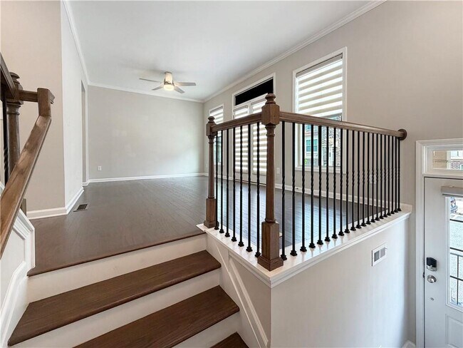 Foto del edificio - 381 Northaven Ave