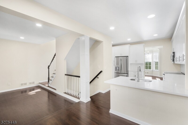Primary Photo - 7 Lackawanna Ave