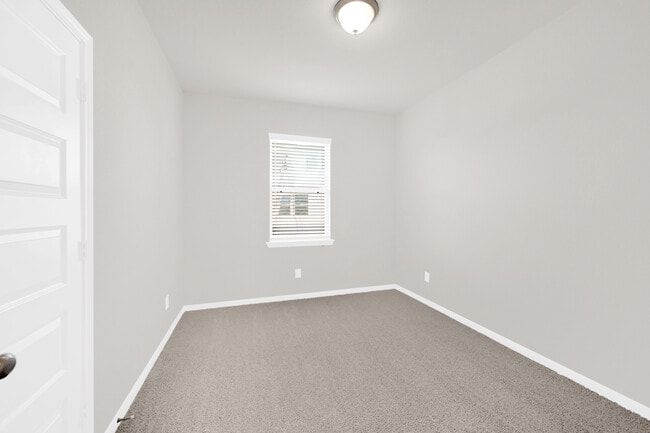 Building Photo - 8406 Beacon Bay Cir