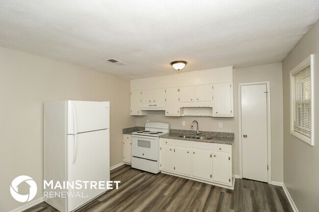 Building Photo - 3791 S Ridge Dr