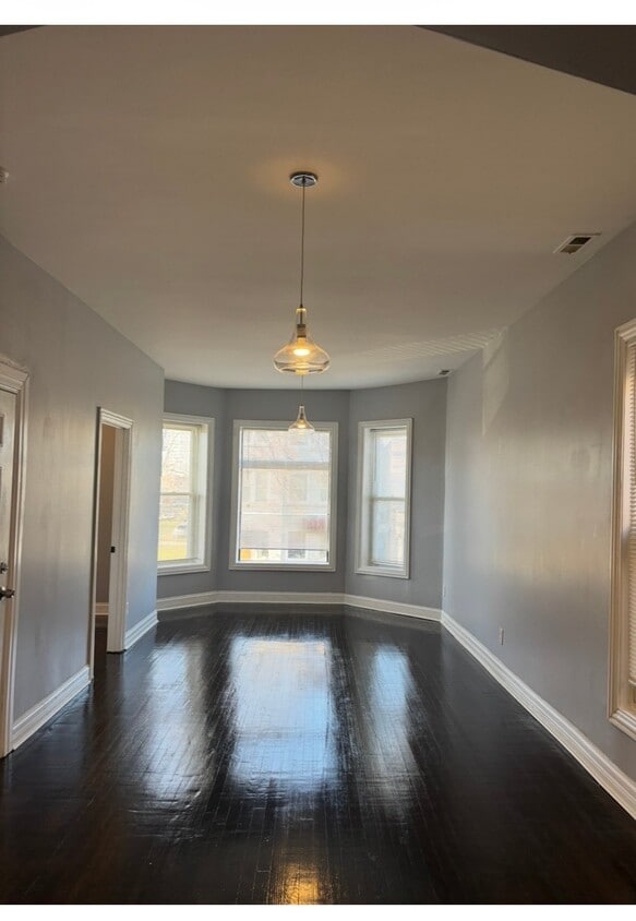 Photo - 3851 W Adams St (Chicago, IL)