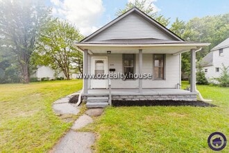 Building Photo - 336 Colburn St