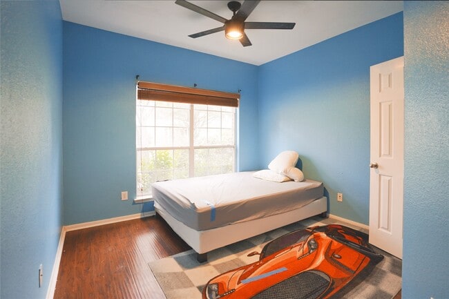 Building Photo - 6415 Richland Hills Dr
