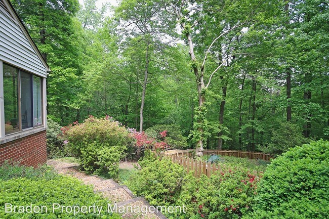 Foto del edificio - 4 br, 3 bath House - 1613 King Mountain Road