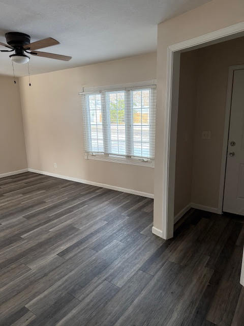 Foto del edificio - 719 Sherwood Terrace