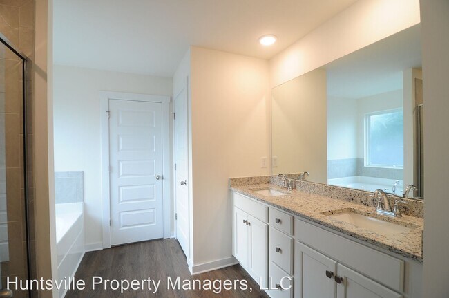 Foto del edificio - 4 br, 2.5 bath House - 3218 Spool Lane