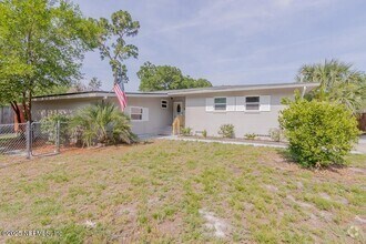 Building Photo - 5640 Coppedge Ave