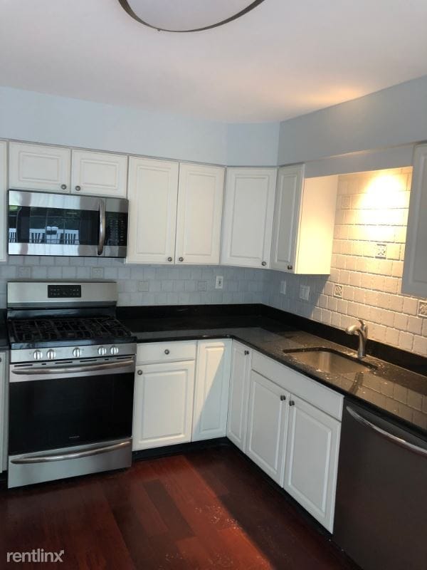 Building Photo - 3 br, 2.5 bath Townhome - 502 Timberbrooke Dr