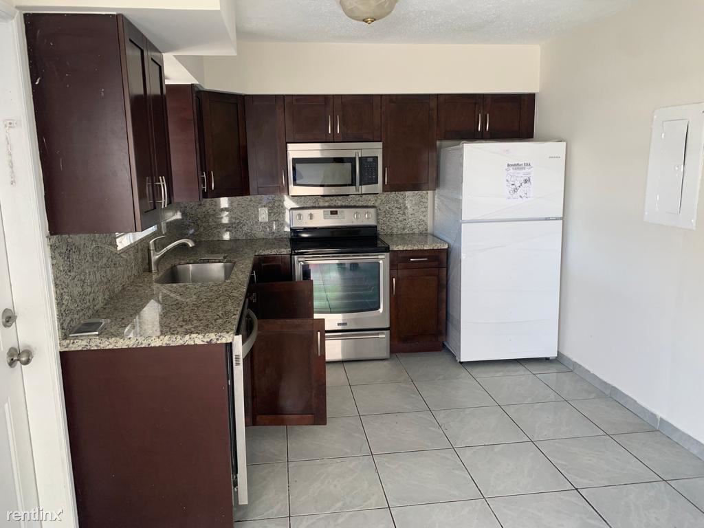 Building Photo - 3 br, 1 bath House - 5808 W Park Rd # A
