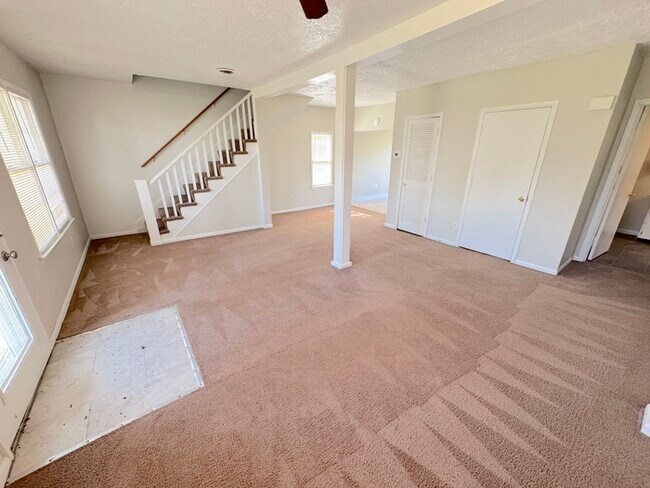 Building Photo - 431 Seaboard Ave