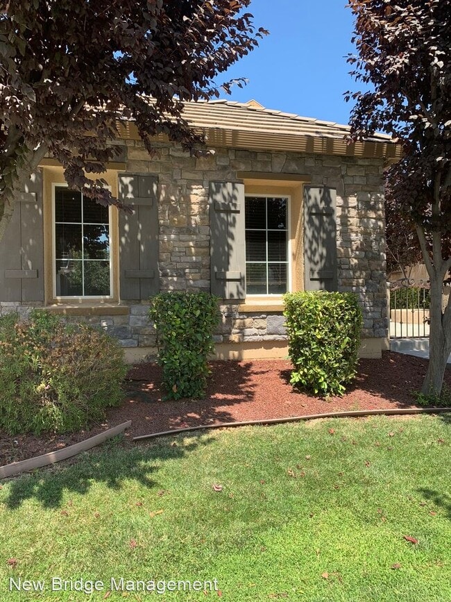 Foto del edificio - 4 br, 3.5 bath House - 1205 Imperial Lily ...