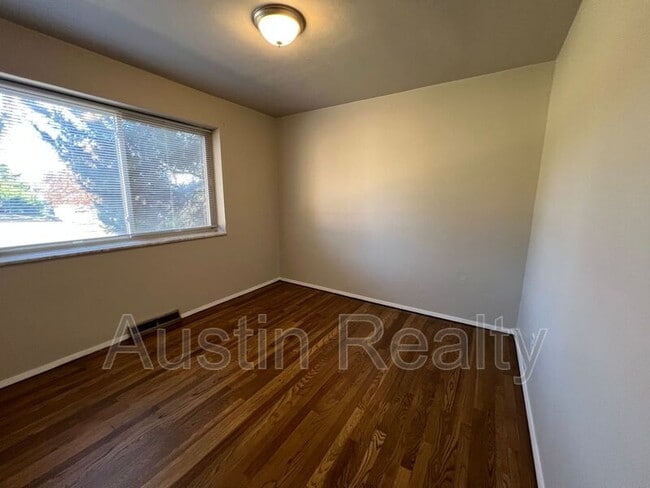 Foto del edificio - 9111 Olive Blvd