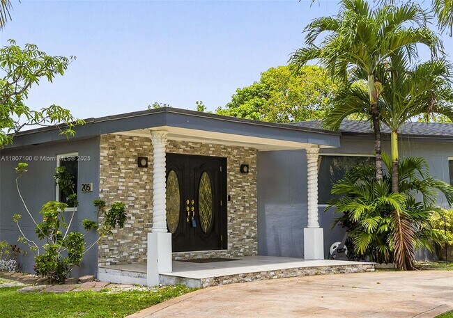 Foto del edificio - 205 NW 128th St