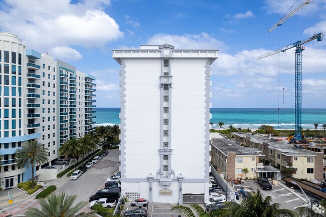 Foto del edificio - The Carlisle On The Ocean