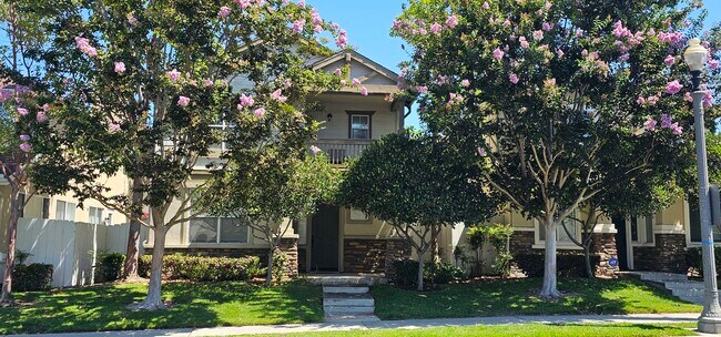 Foto del edificio - 1192 Hickory Dr