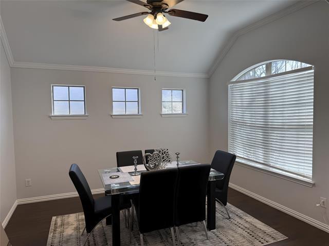 Building Photo - 8315 Summerset Dr