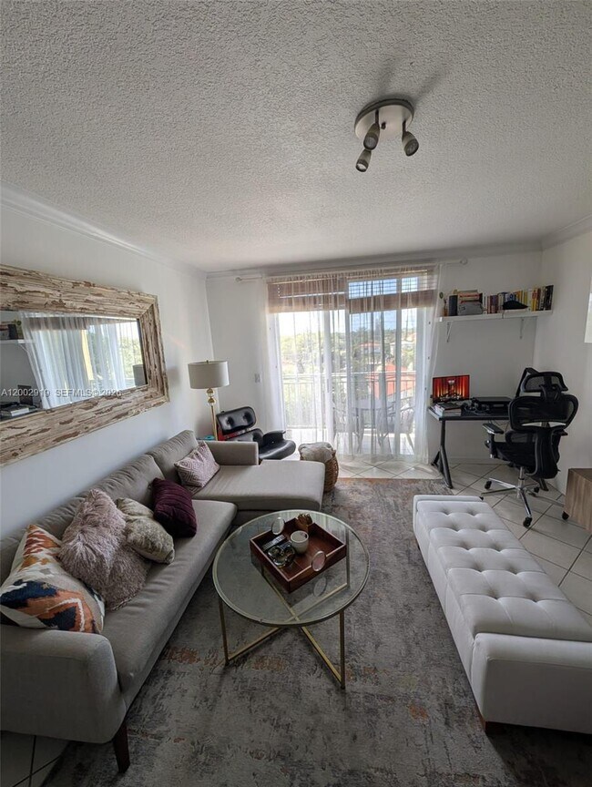 Building Photo - 3500 Coral Way