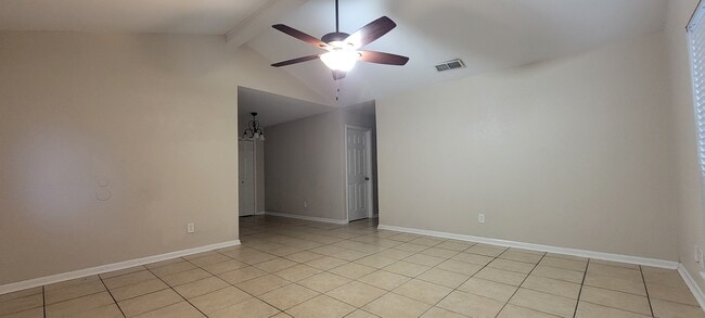 Building Photo - 5244 Larcade Dr