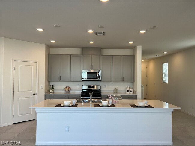 Foto del edificio - 8142 Desert Cassia Ave