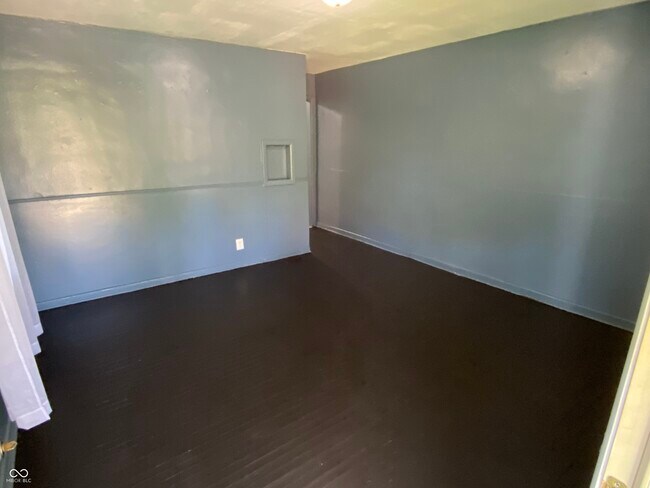 Foto del edificio - 1111 Medford Ave