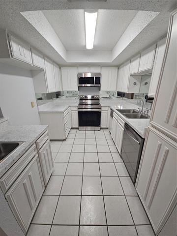 Foto del edificio - 817 W Rochelle Rd