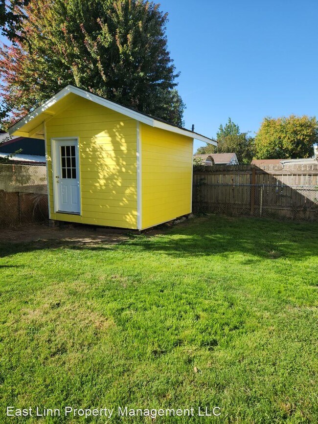 3 br, 1 bath House 360 14th Ave House Rental in Albany, OR
