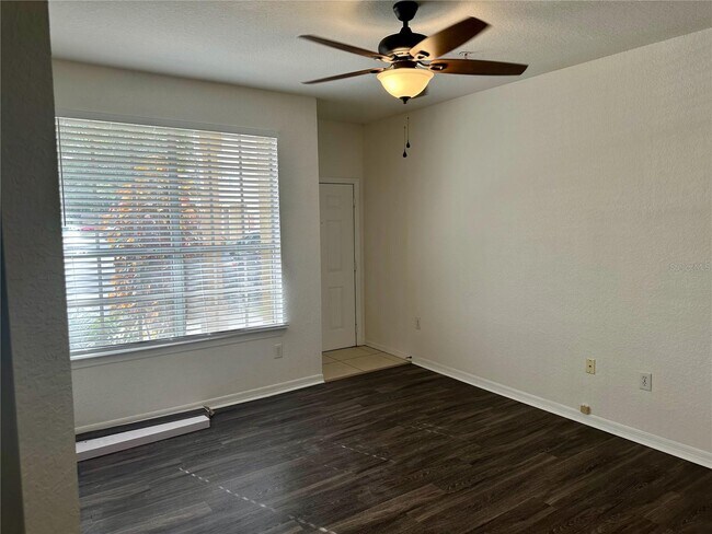 Building Photo - 852 Grand Regency Pointe