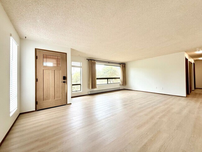 Foto del edificio - 218 108th St SE
