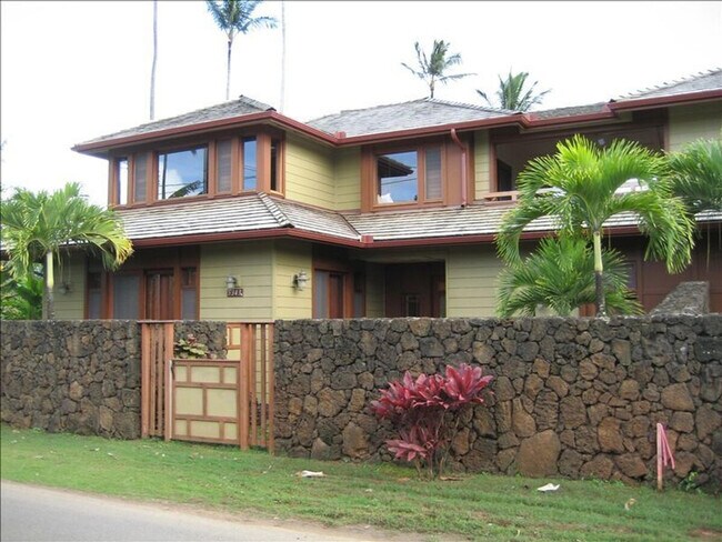 Building Photo - 4430 Malolo Rd