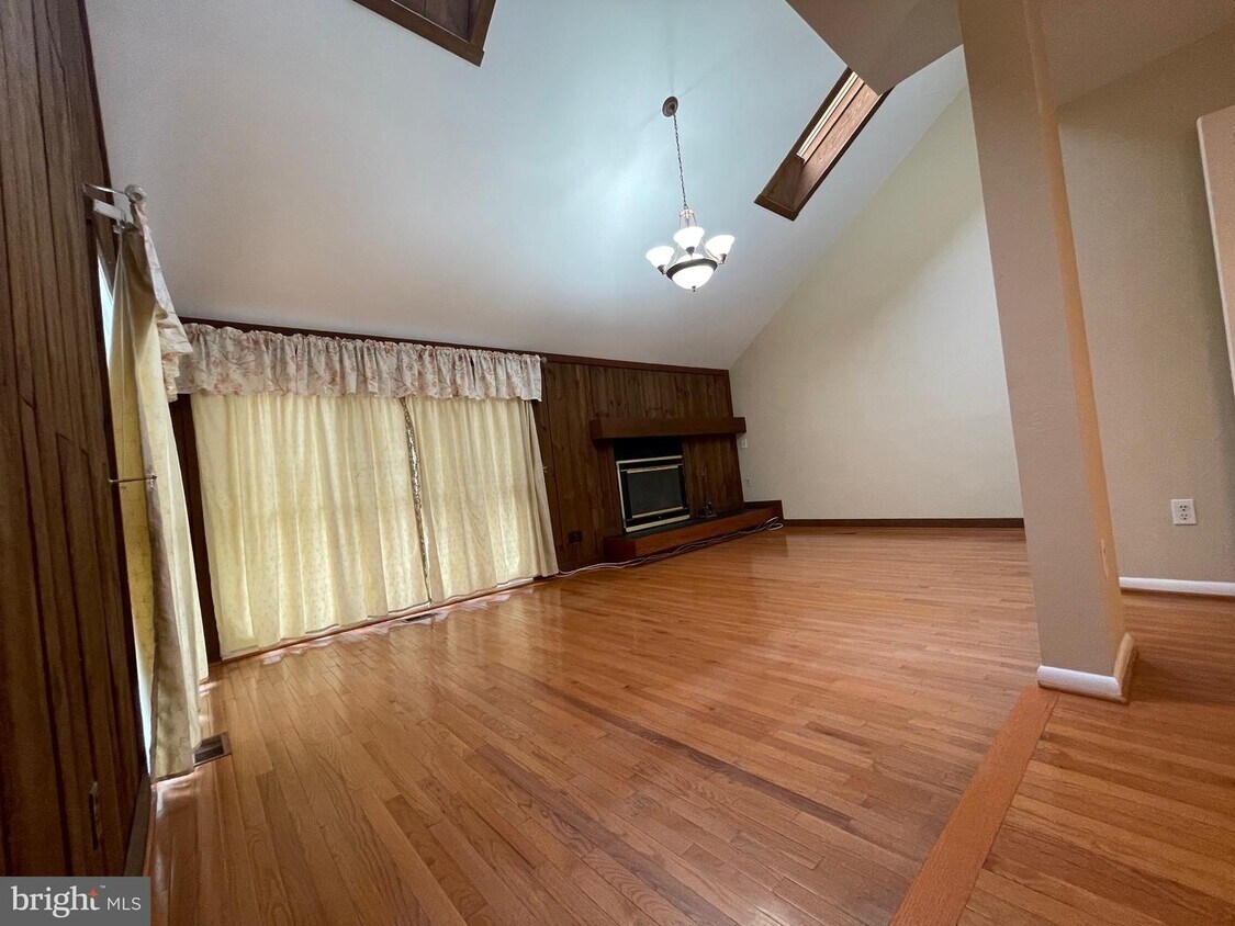 Foto principal - 10017 Beacon Pond Ln