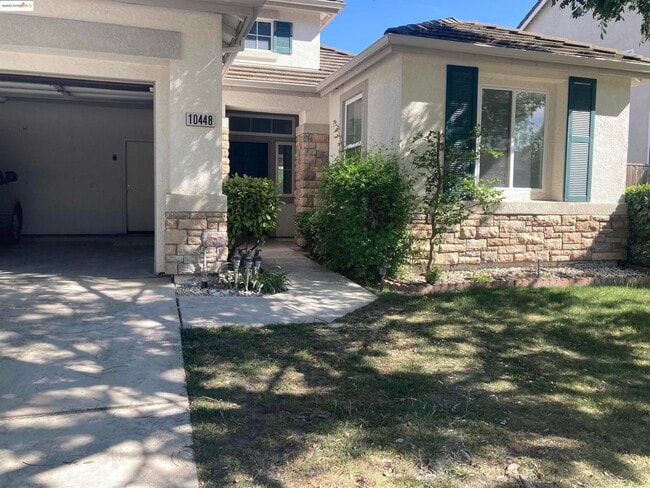 Building Photo - 10448 Almanor Cir