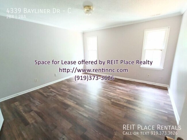 Foto del edificio - 2 bed 1.5 bath Townhouse Style apartment