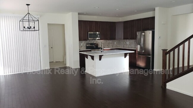 Foto del edificio - 337 Stone Creek Dr