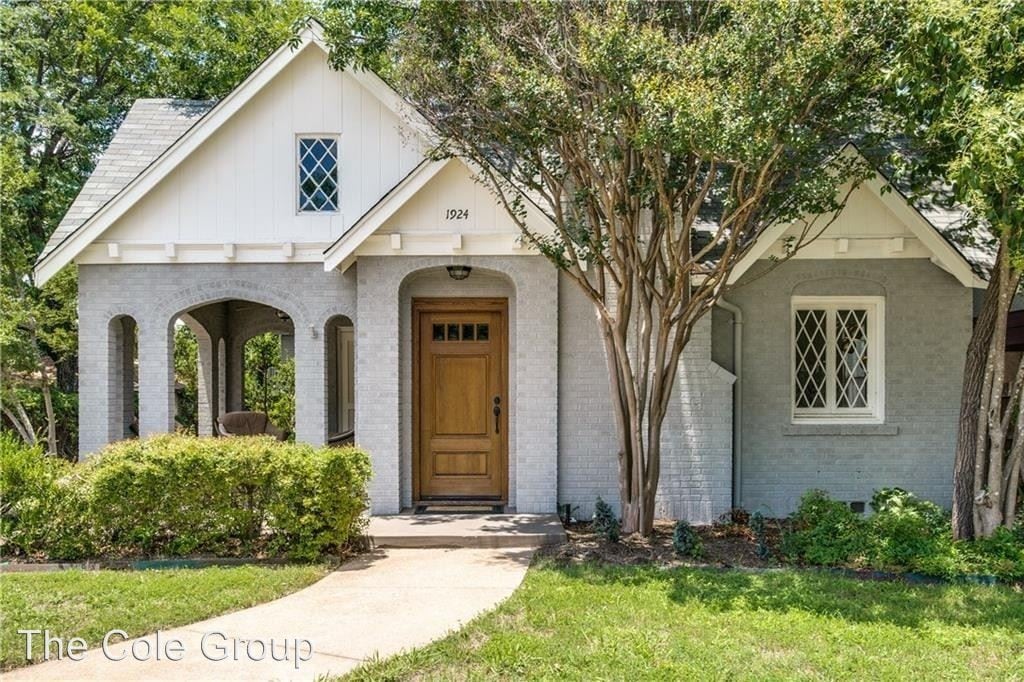 1924 Forest Park Blvd, Fort Worth, TX 76110 House Rental in Fort