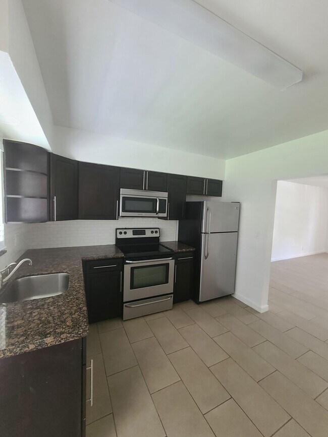 Foto del interior - 6851 Cypress Rd
