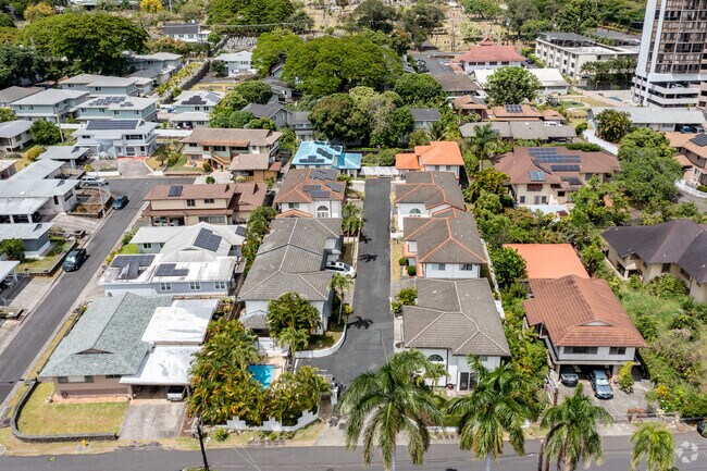 Building Photo - Nuuanu Palms