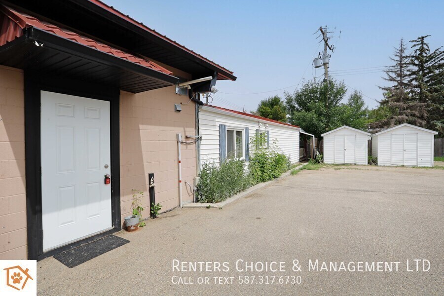 Primary Photo - 1 Bedroom, Furnished, Pet Friendly, Utilit...