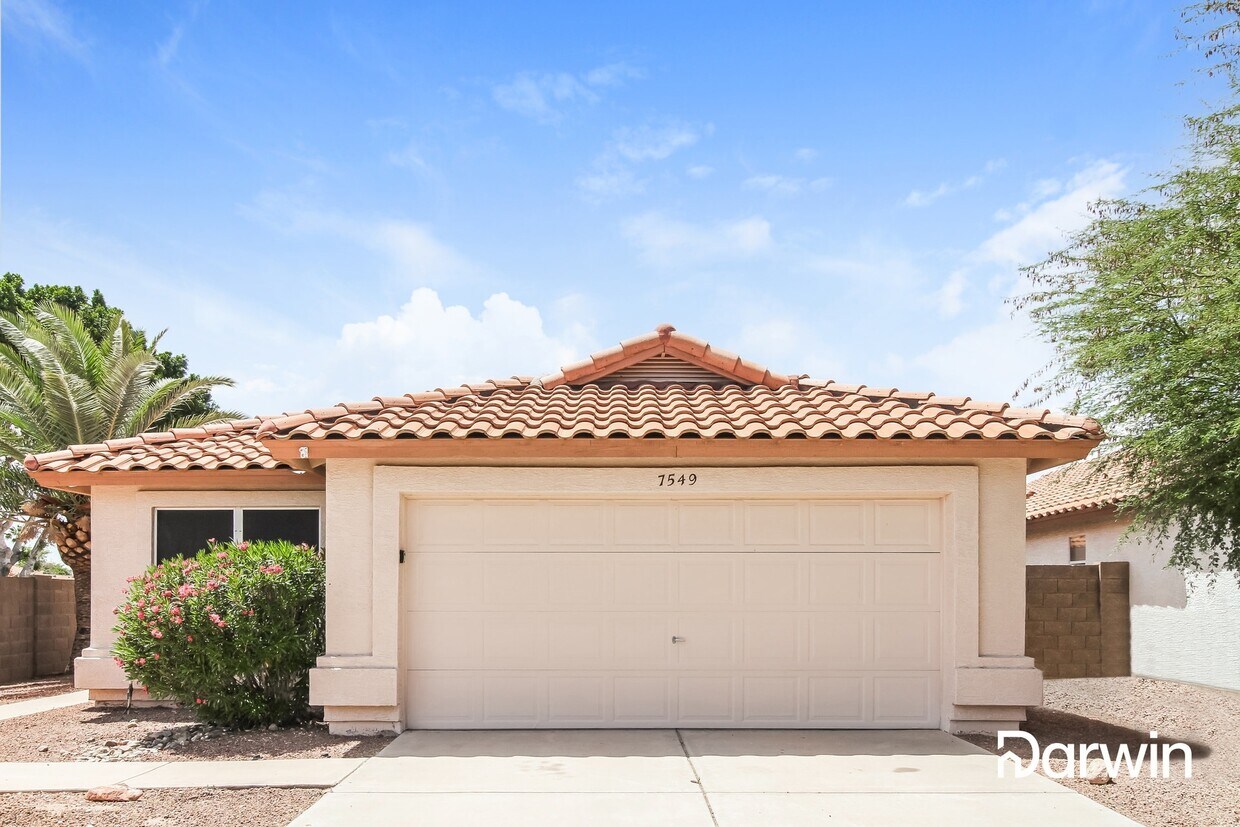 Primary Photo - 7549 W Kerry Ln, Glendale, AZ 85308