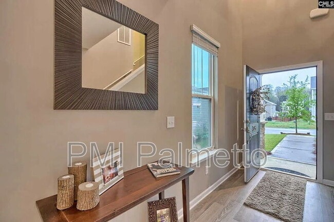 Foto del edificio - 326 Lanyard Ln