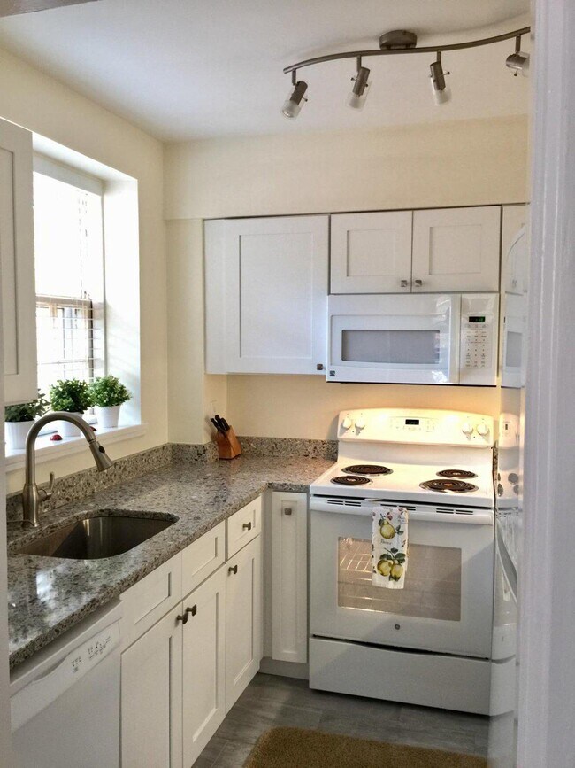 Foto del edificio - 3731 39th St NW
