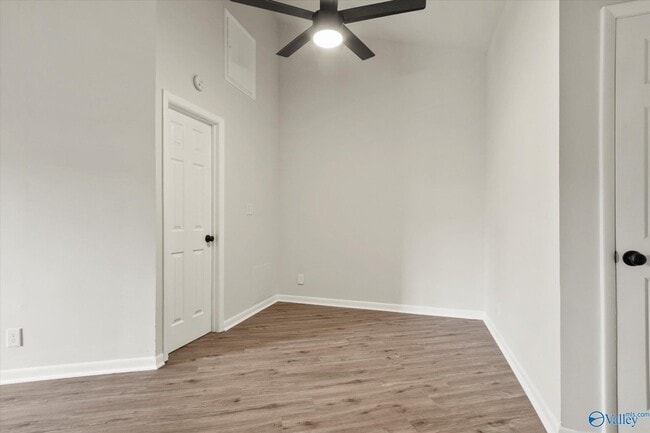 Foto del edificio - 3801 SW Triana Blvd