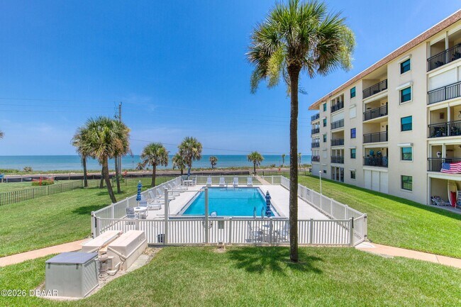 Foto del edificio - 2290 Ocean Shore Blvd