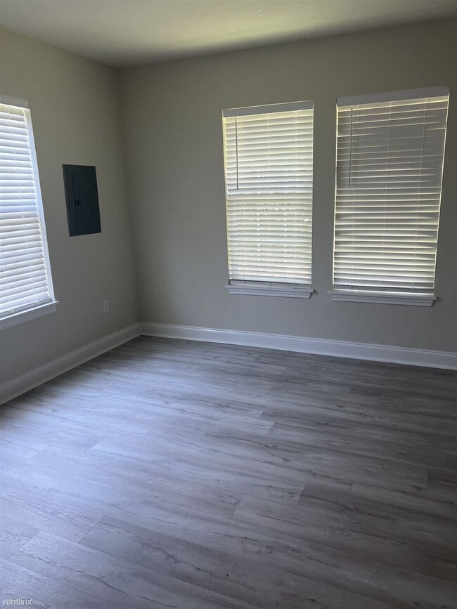 Foto del edificio - 3 br, 2 bath House - 5305 S Washington Ave