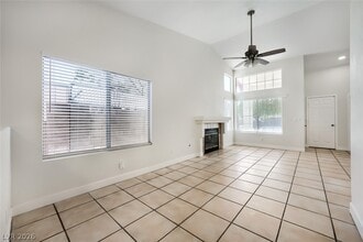 Building Photo - 2709 Camphor Tree St